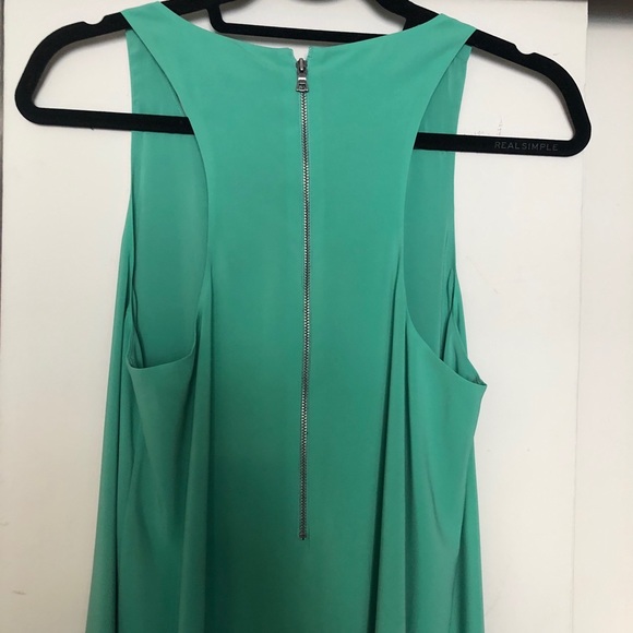 NWT! Alice and Olivia Estelle Racerback Dress - Picture 9 of 9